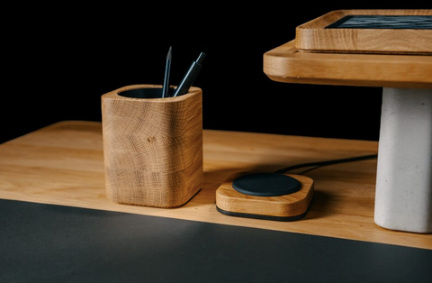 Inspirujte se českým designem. 8 tipů na funkční a stylové doplňky do kanceláře
